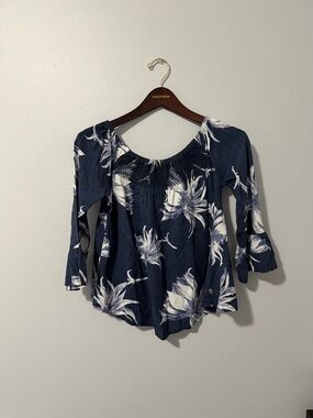 Roxy Navy and White Floral blouse